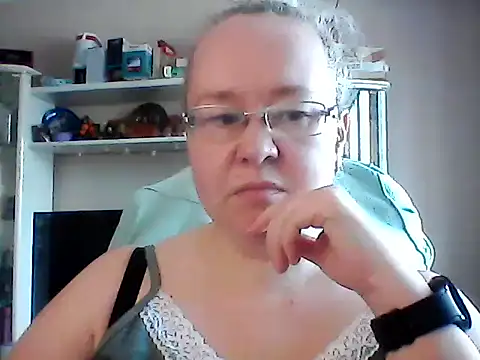 Snapshot of Viola27 chatting on June 2026 08:02:02 AM Viola27 online show from June 2026 08:02:02 AM