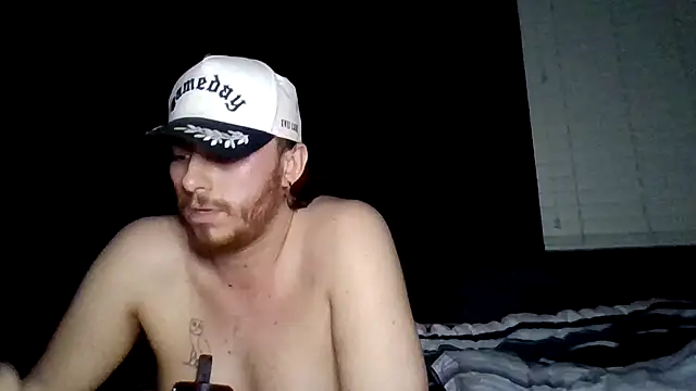 Snapshot of Mikecloudyhawk chatting on June 2026 09:14:01 AM Mikecloudyhawk online show from June 2026 09:14:01 AM