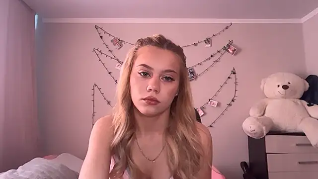 Glamorforyou online show from July 2026 03:02:01 AM