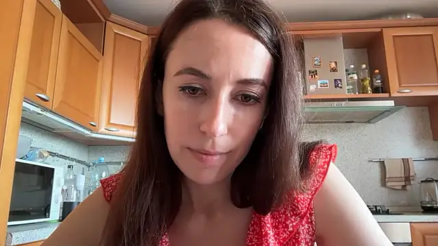 Flamingo Queen online show from June 2026 03:16:01 PM