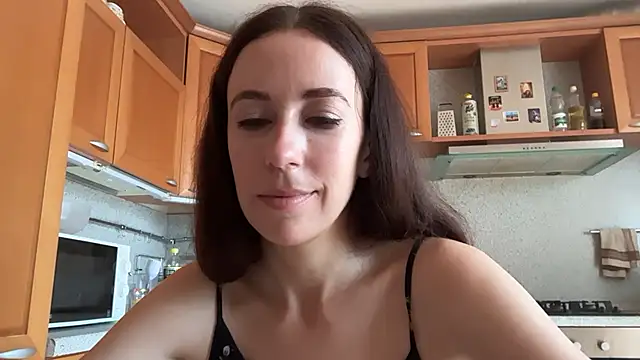 Flamingo Queen online show from July 2026 05:44:02 AM