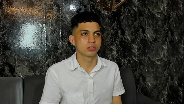 cameron lux77 online show from June 2026 03:42:01 AM