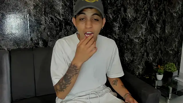 cameron lux77 online show from July 2026 04:16:01 AM