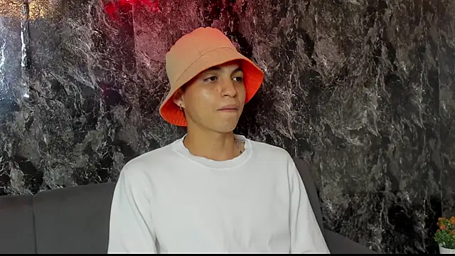 cameron lux77 online show from July 2026 03:35:01 AM