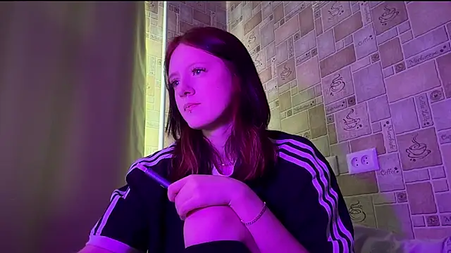 Snapshot of Catherine19Hunt chatting on June 2026 03:11:01 PM Catherine19Hunt online show from June 2026 03:11:01 PM