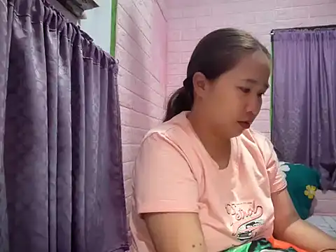 Snapshot of ur_asianyumi chatting on June 2026 08:07:02 PM ur asianyumi online show from June 2026 08:07:02 PM