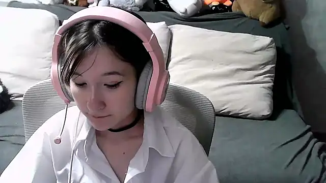 Snapshot of Lilfain_baby chatting on July 2026 02:26:02 PM Lilfain baby online show from July 2026 02:26:02 PM