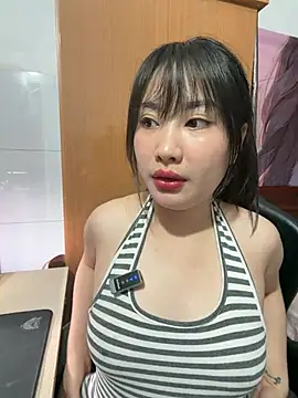 Snapshot of QuynhAnh99 chatting on June 2026 03:26:02 AM QuynhAnh99 online show from June 2026 03:26:02 AM