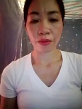 Snapshot of -Nena_ chatting on June 2026 02:56:01 AM -Nena online show from June 2026 02:56:01 AM
