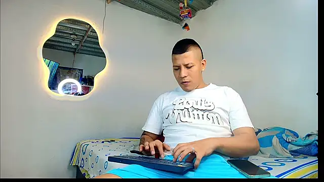 Snapshot of ihan_hot chatting on June 2026 01:19:01 AM ihan hot online show from June 2026 01:19:01 AM