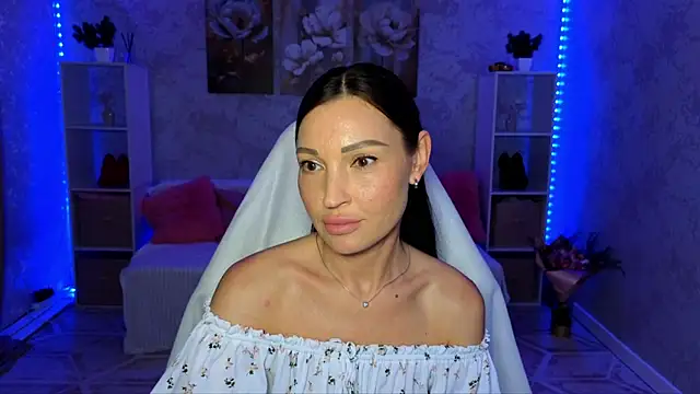Snapshot of NikoleMills chatting on June 2026 06:05:02 AM NikoleMills online show from June 2026 06:05:02 AM