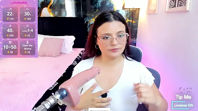 Miss Kloee online show from July 2026 07:05:01 PM