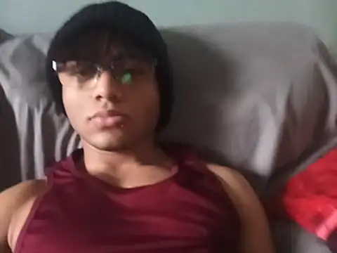 Snapshot of M4x_D3mian chatting on June 2026 04:50:02 PM M4x D3mian online show from June 2026 04:50:02 PM