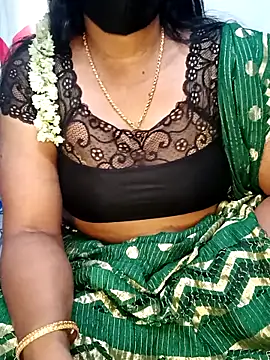 Snapshot of tamil_sarah chatting on June 2026 07:33:02 AM tamil sarah online show from June 2026 07:33:02 AM