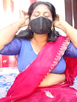 Snapshot of tamil_sarah chatting on June 2026 05:13:02 AM tamil sarah online show from June 2026 05:13:02 AM