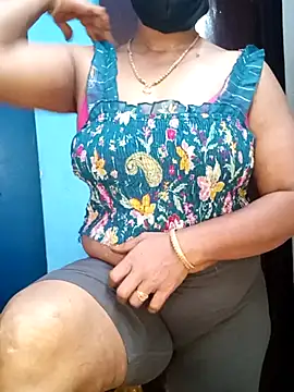 Snapshot of tamil_sarah chatting on July 2026 06:50:02 AM tamil sarah online show from July 2026 06:50:02 AM