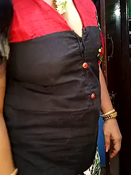 Snapshot of tamil_sarah chatting on July 2026 06:05:01 AM tamil sarah online show from July 2026 06:05:01 AM