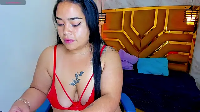 Violett Cinnamon online show from July 2026 11:02:02 AM