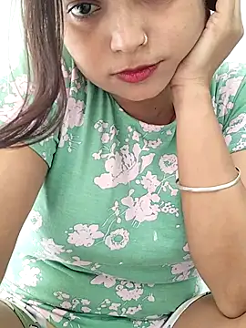 Snapshot of Missridhi chatting on July 2026 07:45:01 AM Missridhi online show from July 2026 07:45:01 AM