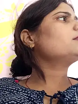 Snapshot of Missridhi chatting on July 2026 08:50:01 AM Missridhi online show from July 2026 08:50:01 AM