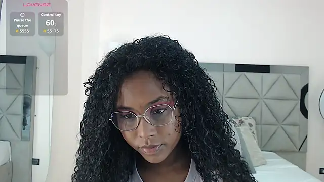 Snapshot of lily_mendoza chatting on July 2026 07:52:02 PM lily mendoza online show from July 2026 07:52:02 PM