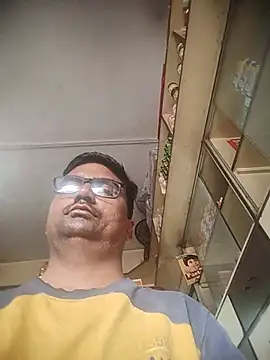 Snapshot of dhirusury050625 chatting on July 2026 03:44:01 AM dhirusury050625 online show from July 2026 03:44:01 AM