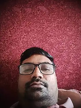 Snapshot of dhirusury050625 chatting on July 2026 06:54:01 AM dhirusury050625 online show from July 2026 06:54:01 AM
