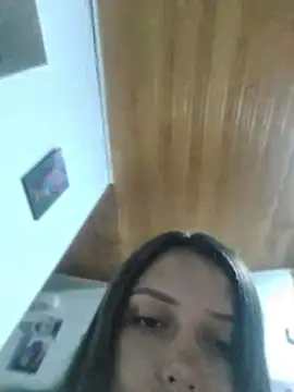 Snapshot of Bella_Karoline chatting on June 2026 12:33:02 AM Bella Karoline online show from June 2026 12:33:02 AM