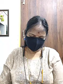 Snapshot of Tamil_white_beauty chatting on June 2026 10:50:01 AM Tamil white beauty online show from June 2026 10:50:01 AM