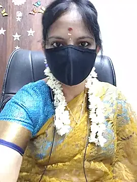 Snapshot of Tamil_white_beauty chatting on August 2026 05:22:01 PM Tamil white beauty online show from August 2026 05:22:01 PM