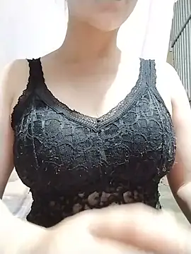 Snapshot of sexy_girll2k chatting on June 2026 02:05:01 PM sexy girll2k online show from June 2026 02:05:01 PM