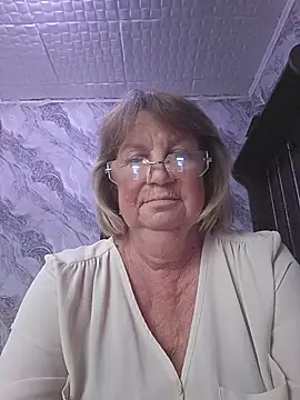 Snapshot of MilashkaCutie50 chatting on July 2026 02:04:01 AM MilashkaCutie50 online show from July 2026 02:04:01 AM