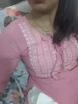 Snapshot of Ritika_jha01 chatting on June 2026 06:52:01 AM Ritika jha01 online show from June 2026 06:52:01 AM