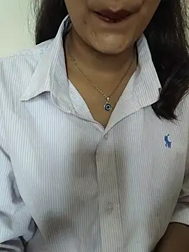 Snapshot of Ritika_jha01 chatting on July 2026 05:10:02 AM Ritika jha01 online show from July 2026 05:10:02 AM