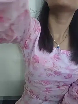 Snapshot of Ritika_jha01 chatting on July 2026 06:39:02 AM Ritika jha01 online show from July 2026 06:39:02 AM
