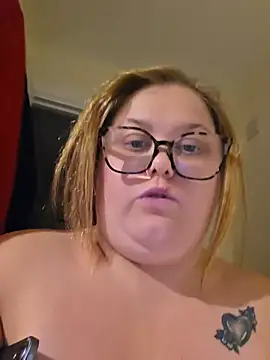 Snapshot of Ivy-Rose-xx chatting on July 2026 12:52:02 AM Ivy-Rose-xx online show from July 2026 12:52:02 AM