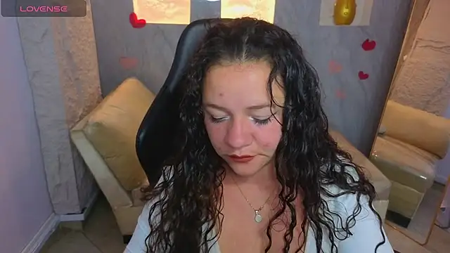 Snapshot of Cony_curly_b chatting on July 2026 03:01:01 AM Cony curly b online show from July 2026 03:01:01 AM