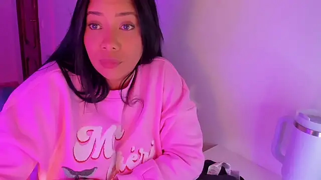 NicolePasqualott online show from February 2026 09:30:01 PM