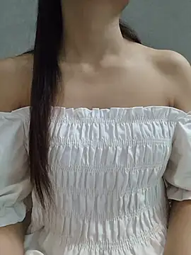 Snapshot of camri-zz chatting on July 2026 01:32:02 AM camri-zz online show from July 2026 01:32:02 AM