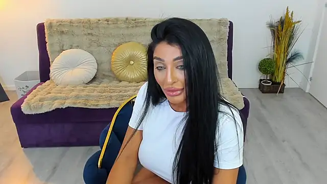 Aylin Angel online show from June 2026 03:58:01 PM