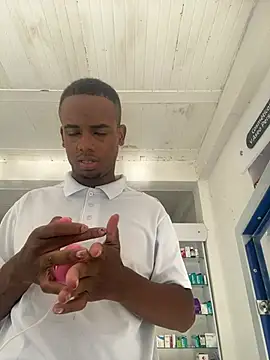 Snapshot of dereck_jay- chatting on June 2026 01:28:02 PM dereck jay- online show from June 2026 01:28:02 PM