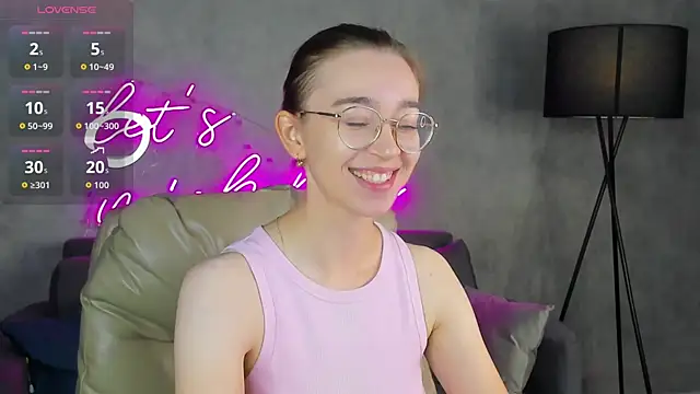 Lucy Green online show from August 2026 12:47:02 AM
