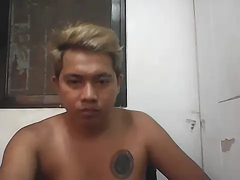 Snapshot of PRIMOLOVEXX chatting on June 2026 04:35:02 AM PRIMOLOVEXX online show from June 2026 04:35:02 AM