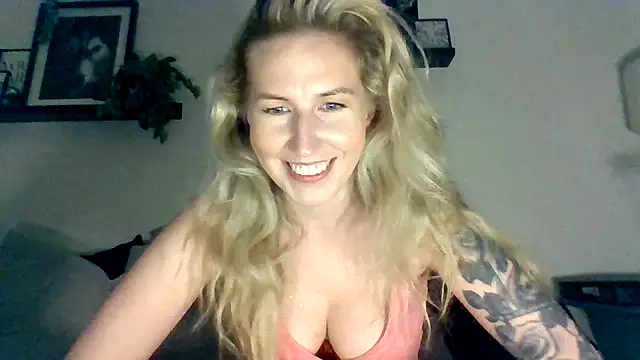 Mayjay6 online show from June 2026 08:11:01 PM