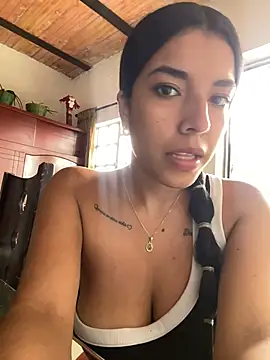Lia-Rousee online show from June 2026 06:54:01 PM