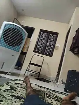 Snapshot of kamamadhuuu chatting on July 2026 05:48:02 PM kamamadhuuu online show from July 2026 05:48:02 PM