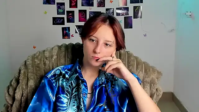 Dilara Kiss  online show from August 2026 05:20:01 AM