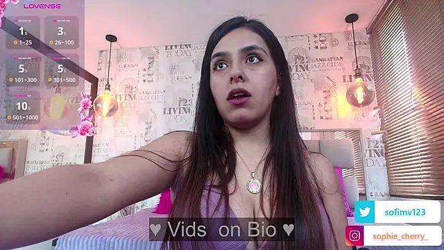 Snapshot of sofi_secrets chatting on July 2026 01:07:01 PM sofi secrets online show from July 2026 01:07:01 PM