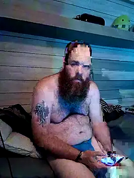Snapshot of ThisGuy42o chatting on July 2026 01:40:01 AM ThisGuy42o online show from July 2026 01:40:01 AM