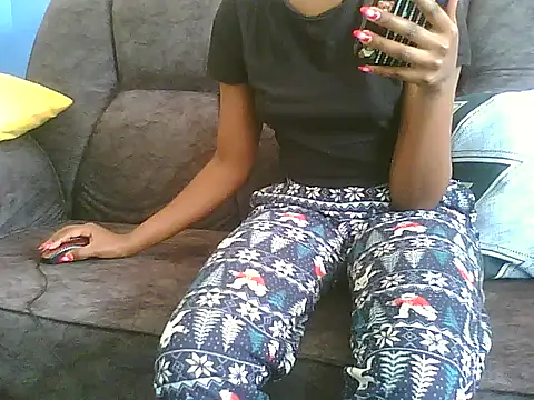 Snapshot of sexydollprincess chatting on June 2026 09:09:01 AM sexydollprincess online show from June 2026 09:09:01 AM